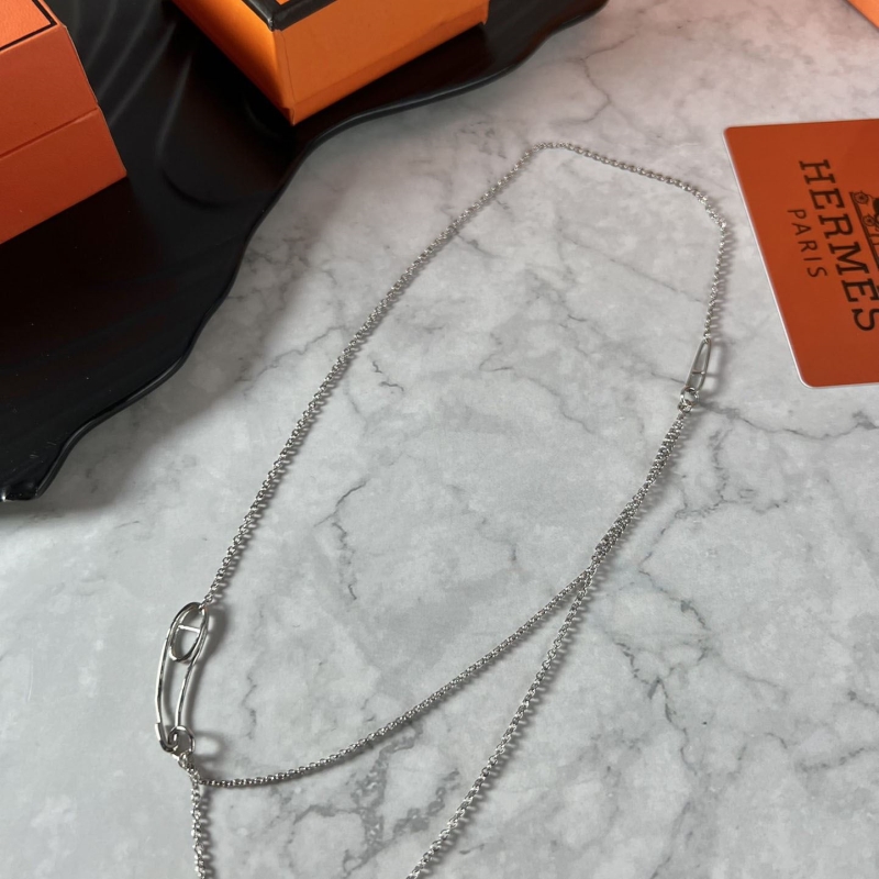 H**mes necklaces